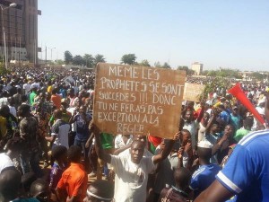 Des manifestants à Ouagadougou. Source: www.rfi.fr