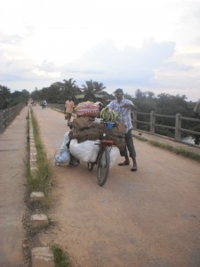 Article : M&ecirc;me P&egrave;re No&euml;l n&rsquo;a pas de solution pour Beni