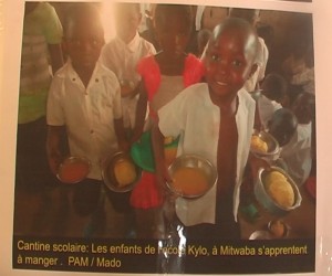 La cantine scolaire attire beaucoup d'élèves dans le nord du Katanga, au primaire