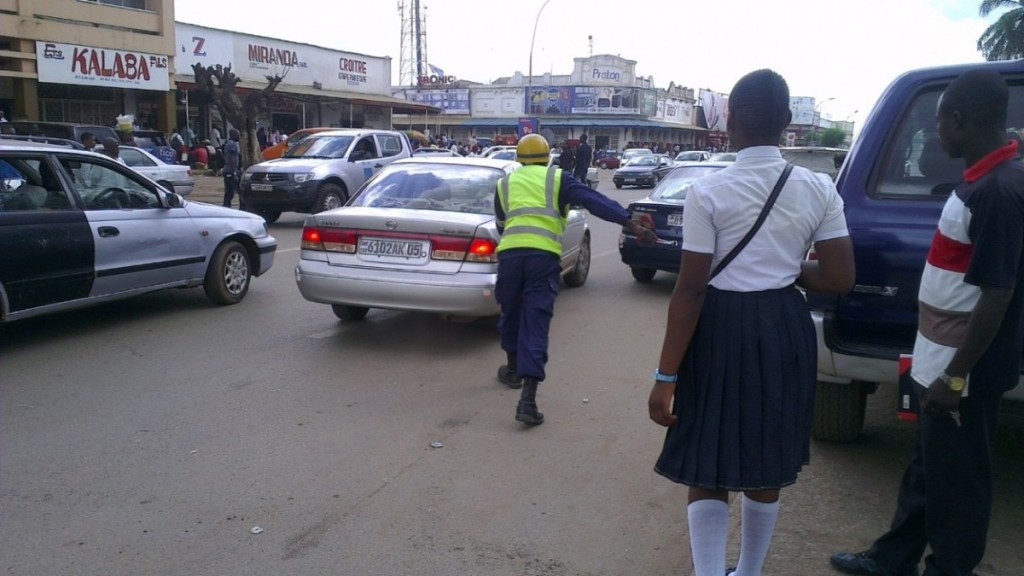Article : &laquo; Laissez passer &raquo; taxes et imp&ocirc;ts